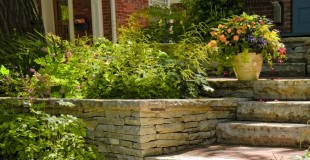 natural stone retaining wall